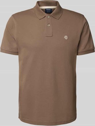 Mc Neal Poloshirt mit Label-Stitching in Mittelbraun, Größe S