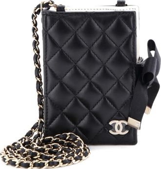 Chanel CC Book Card Holder with Chain Quilted Lambskin crossbody bag - Zwart