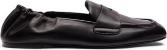 Stuart Weitzman Bryant Loafer - Dames - Loafers - Zwart - 37 EU - Leer - Schoenen