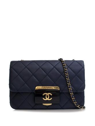 Chanel 2016-2017 Mini Lambskin Beauty Lock Flap crossbody bag - Blauw
