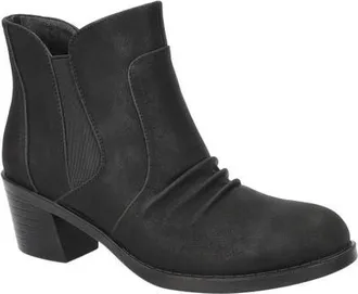 Easy Street Berwick Bootie in Black Matte at Nordstrom, Size 9.5