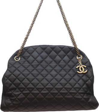 Chanel Black Leather Tote Bag (Pre-Owned)