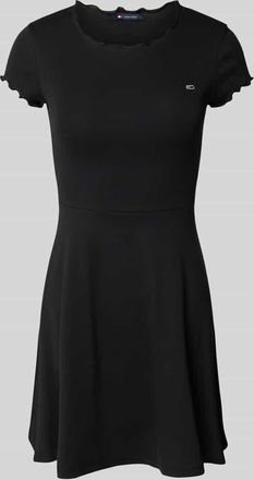 Tommy Jeans Slim Fit Minikleid mit Rüschen in Black, Größe XXS