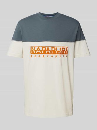 Napapijri T-Shirt mit Label-Stitching Modell SATURNIA in Offwhite, Gr&ouml;&szlig;e M