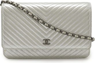 Chanel Chevron (V Stitch) Metallic Silver Leather Chain/Shoulder Wallet (Pre-Owned)
