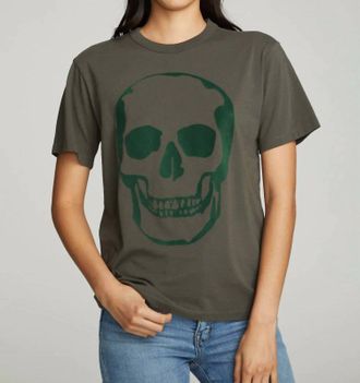 Chaser Flocked Skull Tee In Safari