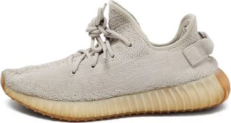 Yeezy by Kanye West Sneakers Boost 350 V2 Pre-owned - Grigio