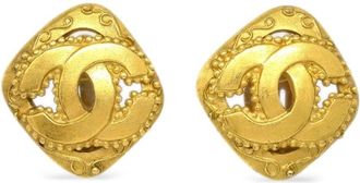 Chanel 1996 CC clip-on earrings - women - Gold Plated - One Size