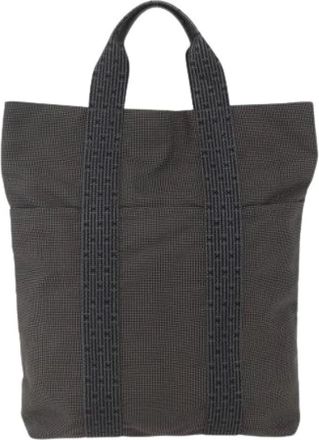 Herm&egrave;s Pre-owned Tote Bags, female, Gray, Size: ONE SIZE Pre-owned Fourre-tout Herline