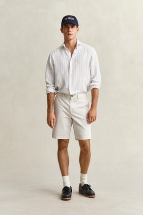 GANT Men Classic Chino Shorts (42) SAND