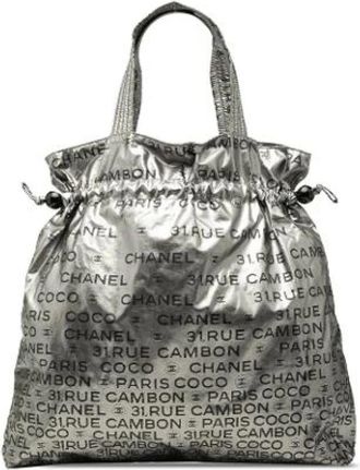 Chanel Pre-owned Tote Bags, female, Gray, Size: ONE SIZE Pre-owned Unlimited Tote Bag