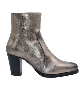 Eric Michael Womens Liza Ankle Boot In Gold Metallic