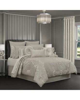 J. Queen New York 4Pc Comforter Set