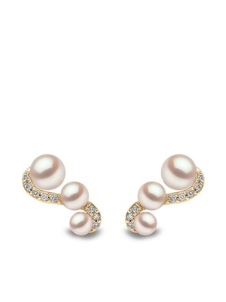 Yoko London 18kt yellow gold Sleek Akoya pearl and diamond earrings - women - 18kt Yellow Gold/Diamond/Pearl - One Size