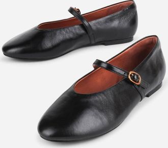 Intentionally blank Womens Larisa Leather Mary Jane Flat Shoe In Black