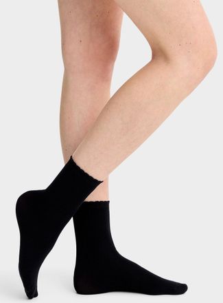 Dim Womens Black scalloped-trim ankle socks