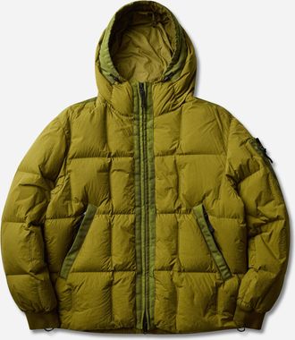 Stone Island Men s Garment Dyed Crinkle Reps NY Down Jacket Cactus
