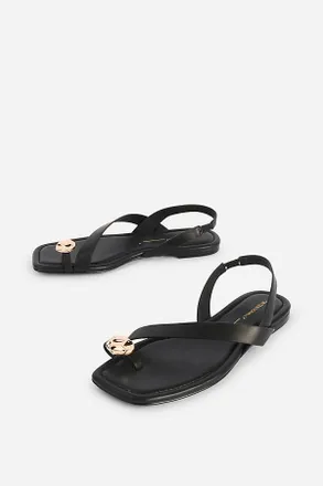 Intentionally blank Roro Toe-Loop Sandals