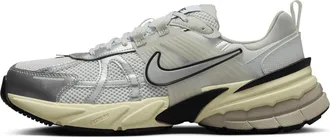 Nike Mens V2K Run Shoes in White | HJ4497-100