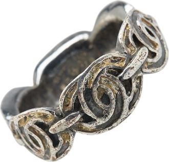 Chanel Silver Metal Band Ring (Pre-Owned)
