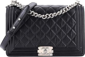 Chanel Boy Flap Bag Quilted Calfskin New Medium shoulder bag - Zwart
