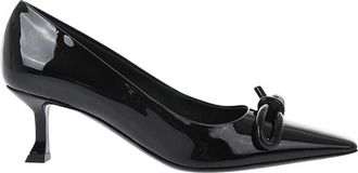 Ferragamo Black Leather Pumps