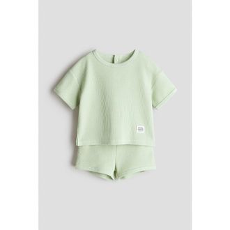 H&M 2-piece waffled cotton set in Light Green at Nordstrom, Size 6M