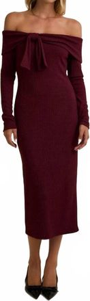 Gilli Off Shoulder Front Bow Detail Midi Dress In Burgundy