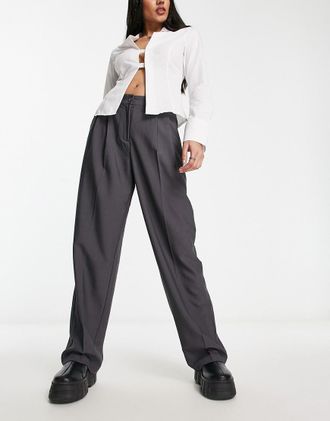 Only Only pleat wide leg tailored pants in charcoal-Gray
