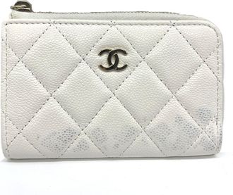 Chanel Matelasse White Grained Calfskin Coin Purse/Coin Case (Pre-Owned)