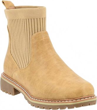 Corkys Footwear Womens Cabin Fever Boot In Camel