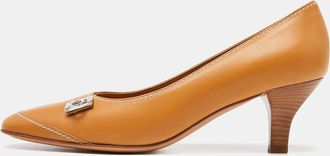 Ferragamo Beige Leather Fresia Pumps