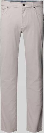 Christian Berg Regular Fit Stoffhose mit 5-Pocket-Design in Hellbraun, Größe 31/32