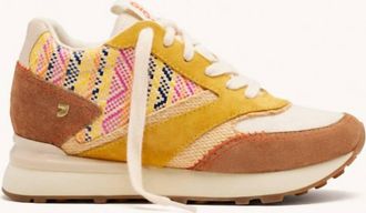 Gioseppo Womens Morrill Raffia Wedge Leather Shoes In Mostaza