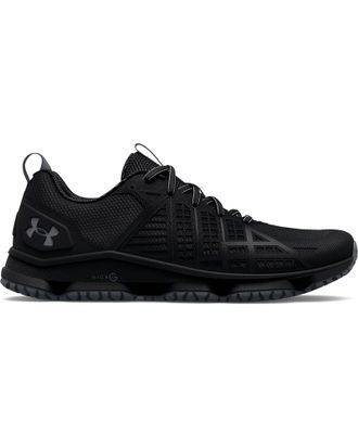Under Armour UA MG Strikefast - Black/Black/Pitch Gray - 8,5