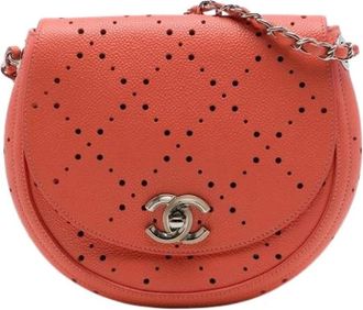 Chanel Pre-owned Perforated Diamond Flap Crossbody Bag - Dames - Pre-owned - Oranje - Maat: ONE Size Zijde