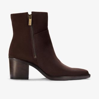 Clarks Jesse Zip Standard Fit