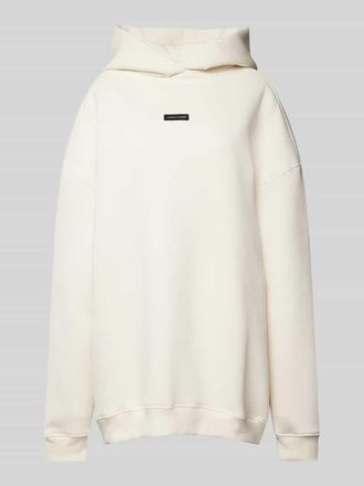 Karo Kauer Oversized Hoodie mit Label-Patch in Offwhite, Gr&ouml;&szlig;e M
