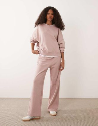 Boss Orange by Hugo Boss Joggers a fondo ampio rosa polvere in coordinato