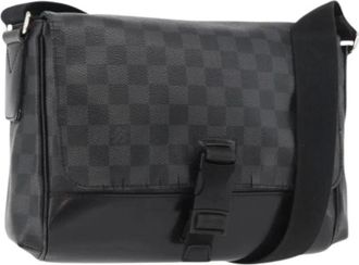 Louis Vuitton Pre-owned Cross Body Bags, female, Black, Size: ONE SIZE Pre-owned Messenger PM