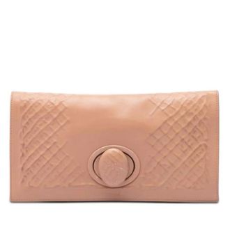 Bottega Veneta Pre-owned Embossed Woven Clutch - Dames - Pre-owned - Bruin - Maat: ONE Size Leer