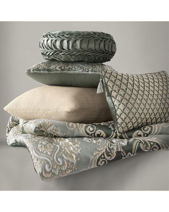 J. Queen New York Alina Comforter Set