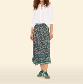 Xirena Yana Skirt In Navy Tile