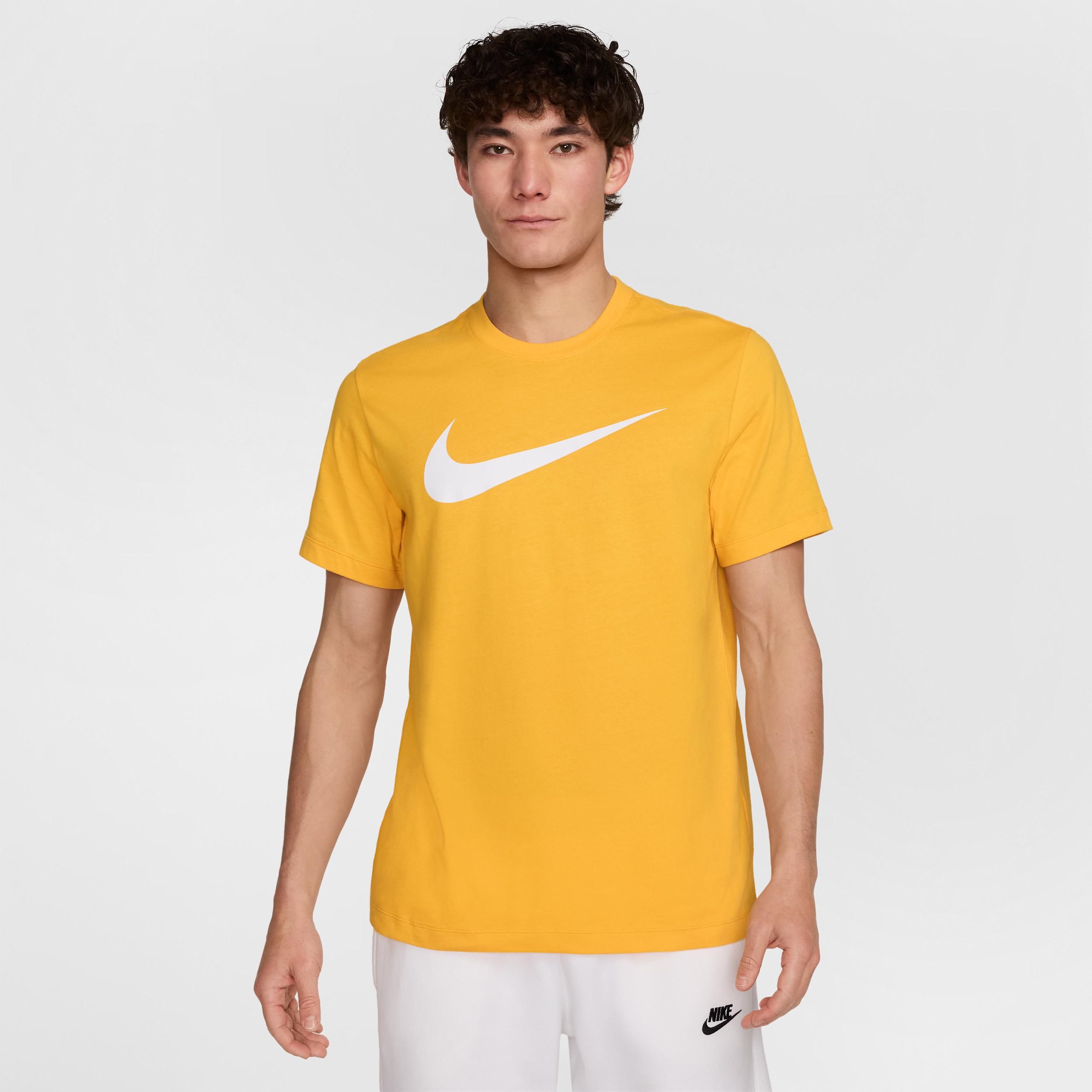 Roberto Collina Knitted T-Shirt from $121.00 - on Stylight