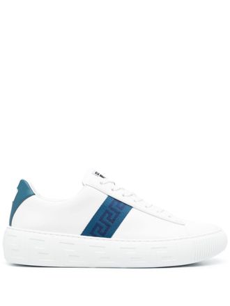 Versace Greca stripe low-top sneakers - men - Calf Leather/Rubber/Calf Leather - 40 - White