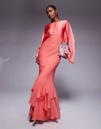 Asos Vestito lungo con godet e maniche a mantella color corallo-Arancione