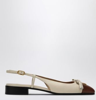 Valentino Garavani Valet Du Roi Slingback Ballerina Flats in Butter/Tobacco