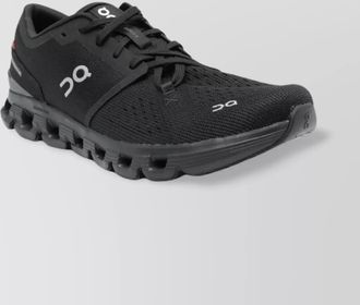 On recycled polyester knitted panelled low-top sneakers