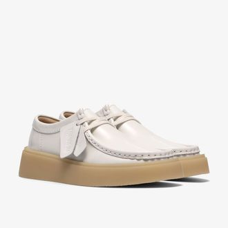 Clarks Schoenen van lakleer, TORVIEW W