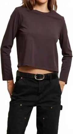 perfectwhitetee Bruce Ringspun Cotton Long Sleeve Crewneck Top In Cocoa Powder